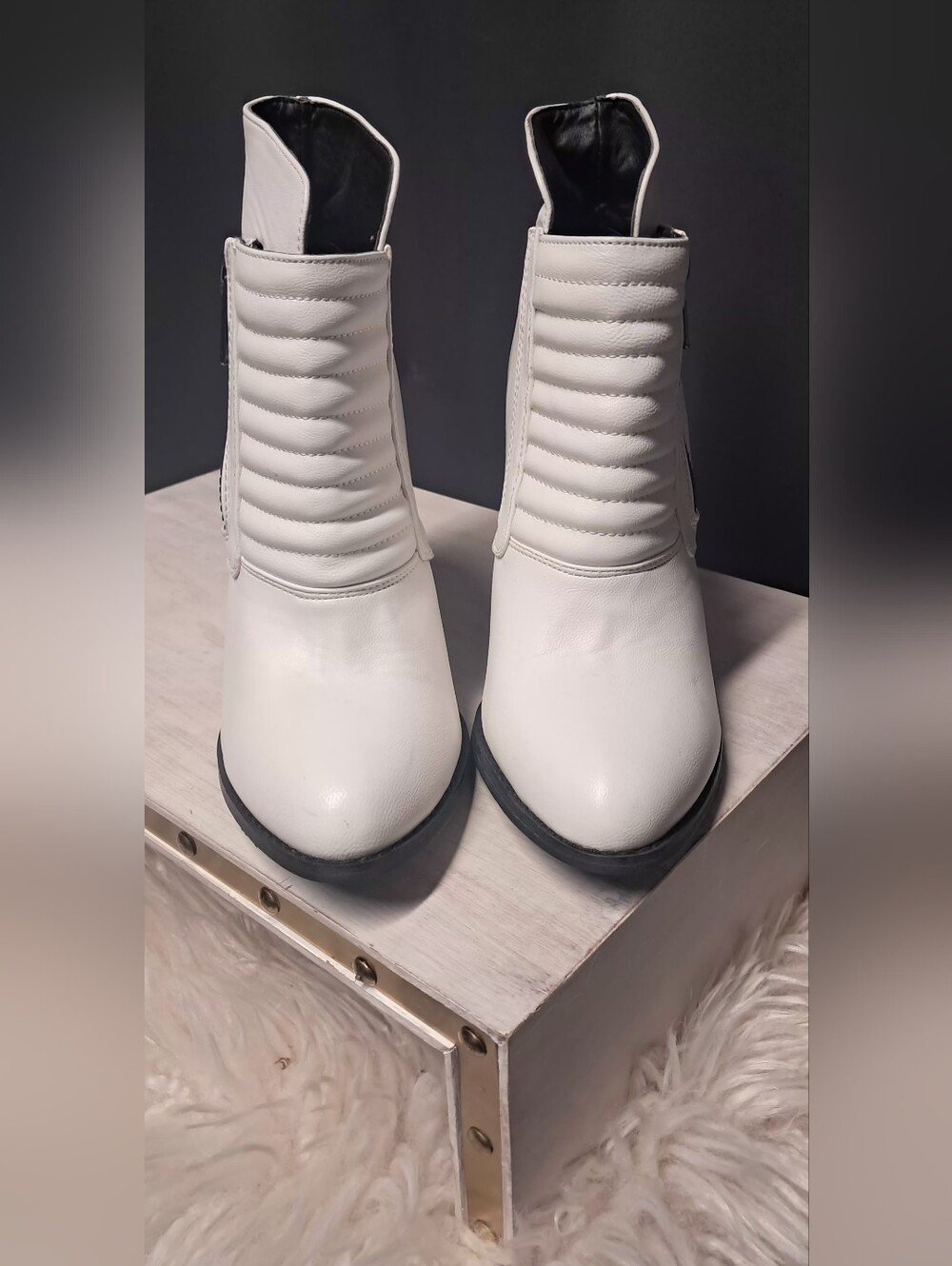 Beau & Ashe Vegan Leather Zip Up Ankle Boots Size 10 - Picture 2 of 8